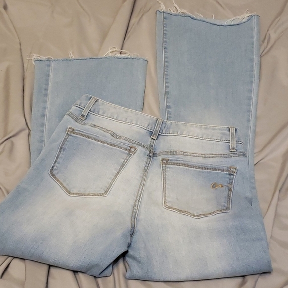 NEW American Rag Cie Flare Jeans Light Wash Faded Raw Hem 70s Hippie Bohemian - Picture 6 of 16